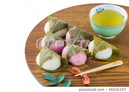 Red and white cherry salmon 48826197