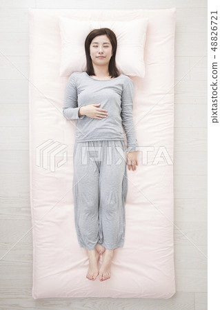 Sleeping woman, supine 48826721