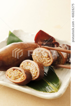 A bean paste A bean paste 48828275