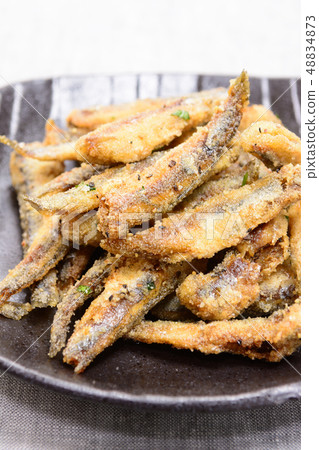 Sardine frit 48834873