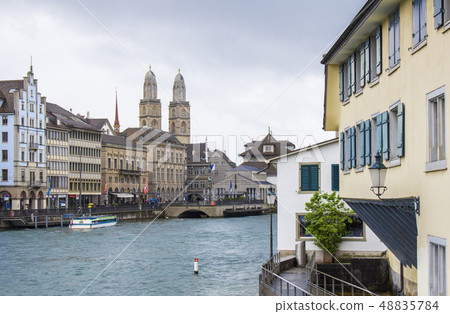 Grossmunster. Romanesque Cathedral in Zurich.  48835784