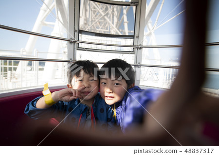 一個孩子 一個孩子 48837317