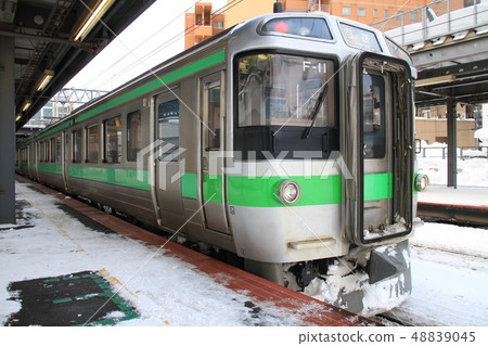 721 series F-11 train / Teine Station 721 series F-11 train / Teine Station 48839045