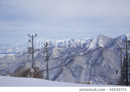 Scenery of the slopes of the Yuzawa Plateau in winter Scenery of the slopes of the Yuzawa Plateau in winter 48839741