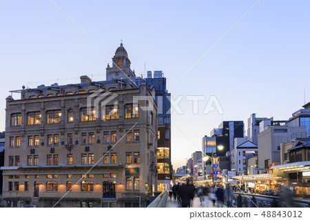 Kyoto Shijo Kawaramachi Dusk Shijo Ohashi Kyoto Shijo Kawaramachi Dusk Shijo Ohashi 48843012