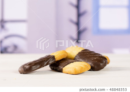 Lazy cookie with chocolate with blue window 48848353