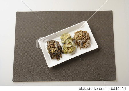 Dried herbs, pumpkin highland herb, dried sweet potato stem herb Dried herbs, pumpkin highland herb, dried sweet potato stem herb 48850434