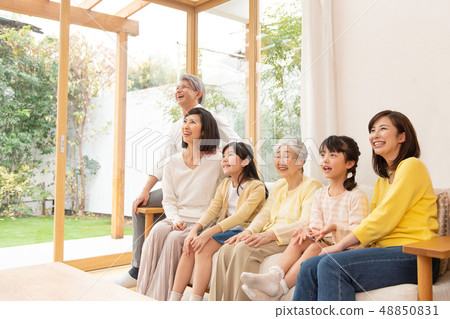 家庭四代家庭形象 48850831