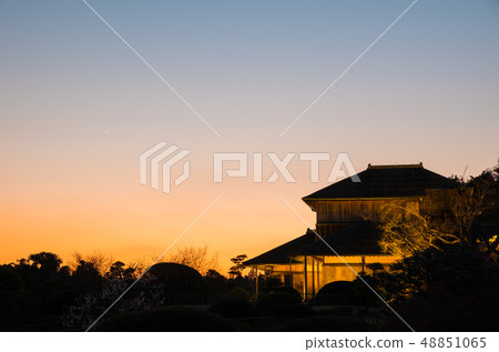 Kairakuen Kobuntei at dusk (Mito City, Ibaraki Prefecture) *March 2019 48851065