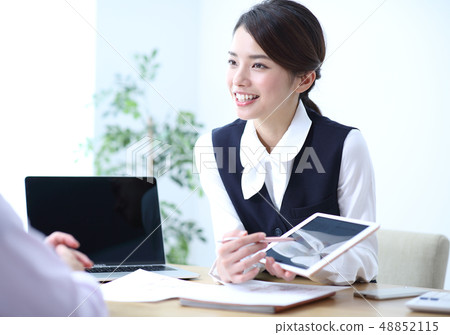 Business woman Business woman 48852115