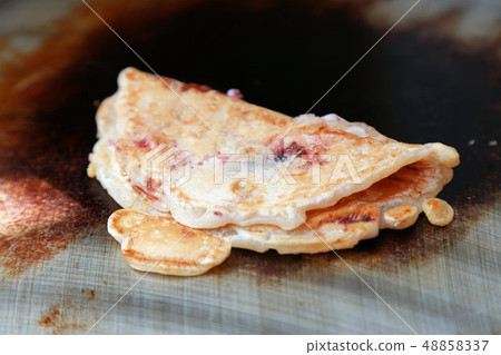 Osaka specialty grilled squid 48858337