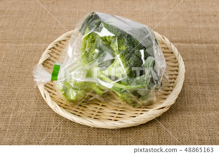 Broccoli bags included 48865163