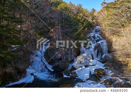 Oku Nikko in the back of the snow, the Ryukyu no Taki Falls Oku Nikko in the back of the snow, the Ryukyu no Taki Falls 48869395