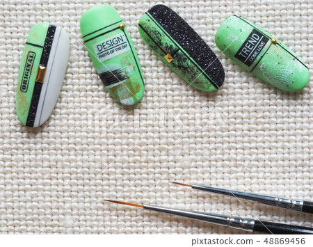 Thin brush to paint on the nails. Design on tips. Thin brush to paint on the nails. Design on tips. 48869456