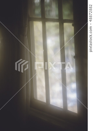 窗邊 窗邊 48872882
