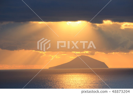 Shimoda's first sunrise 48873204