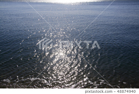 海水 48874940
