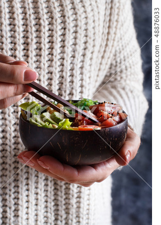 Hawaiian tuna poke bowl Hawaiian tuna poke bowl 48876033
