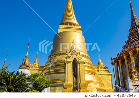 Placey Thana Chedi (golden pagodas) Placey Thana Chedi (golden pagodas) 48878649