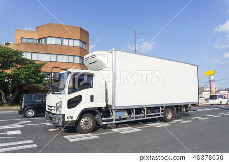 Refrigerated truck box car 48878650