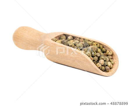 Green pepper peas in scoop Green pepper peas in scoop 48878899