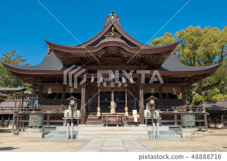  Shiratori Shrine 48888716
