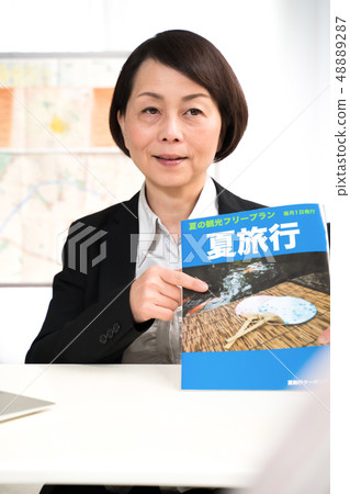 女性銷售,(虛構雜誌) 女性銷售,(虛構雜誌) 48889287