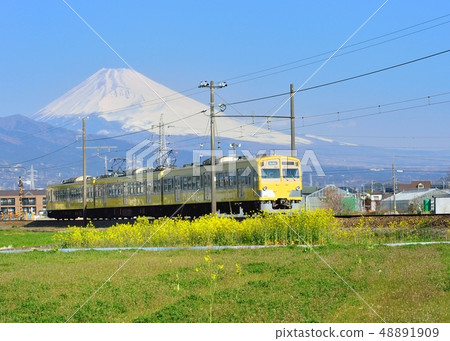 Electric train Electric train 48891909