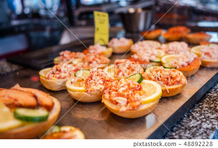 Fish market fast food 48892228