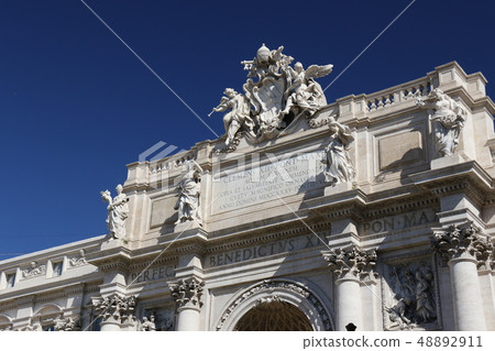 Poli Palace 48892911
