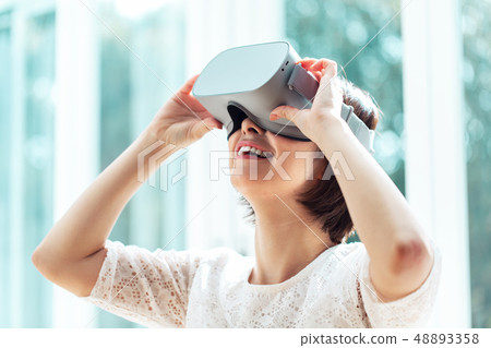 VR女 VR女 48893358