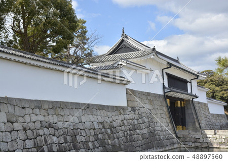 [Kyoto Prefecture] World Heritage Site-Nijo Castle (East Gate) 48897560