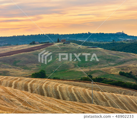 Tuscany sunrise countryside, Italy Tuscany sunrise countryside, Italy 48902233