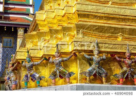 Demons and Monkey Gods that support Gold Pla Swanner Chedi 48904098