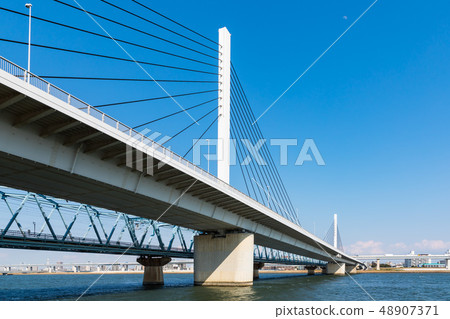 (Tokyo-city view) Kiyosasa Ohashi and Tokyo Metropolitan Expressway 3 seen from the Arakawa Bank 48907371