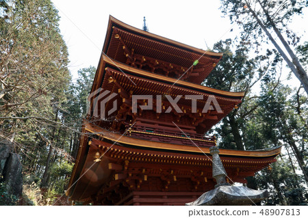 Three towers of Nagamiji Temple (Shiga Prefecture) Three towers of Nagamiji Temple (Shiga Prefecture) 48907813