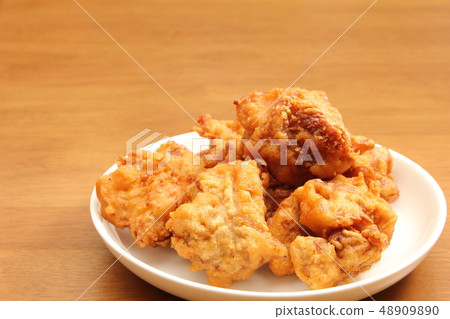 Deep-fried chicken. 48909890