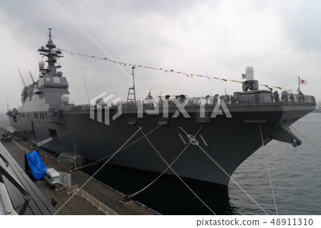 護衛艦Hyuuga在橫濱港向公眾開放 48911310