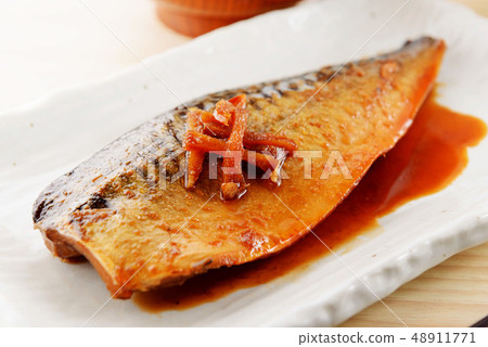 Simmered mackerel with mackerel Simmered mackerel with mackerel 48911771