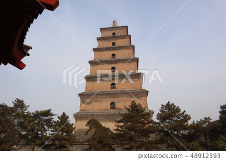 Xi'an's big goose tower 48912593