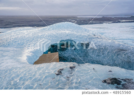 Iceland / Ice Cave (Vatna Yorkturu) Iceland / Ice Cave (Vatna Yorkturu) 48915560