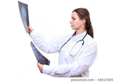 The doctor with x ray images 48915905