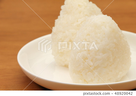 Rice balls and salted rice Rice balls and salted rice 48920042
