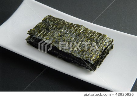 經驗豐富的紫菜海藻 經驗豐富的紫菜海藻 48920926