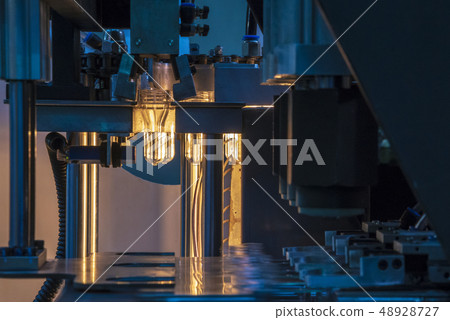 The  preform shape of plastic bottles  . 48928727