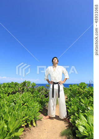Men wearing Karate Men wearing Karate 48931068