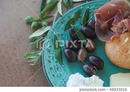 Authentic organic food. Olives Italian delishes 48933010