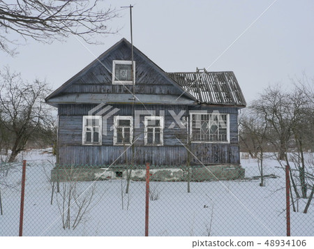 aged wooden house of the Soviet construction 48934106