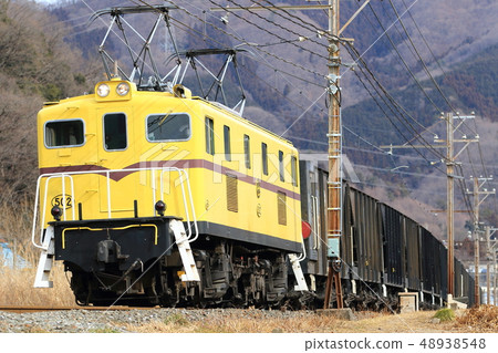 礦石貨車秩父鐵路Deki 500型502牽引 48938548