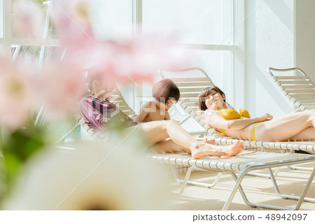 Resort Hotel Pool Side Mommy Friend Resort Hotel Pool Side Mommy Friend 48942097